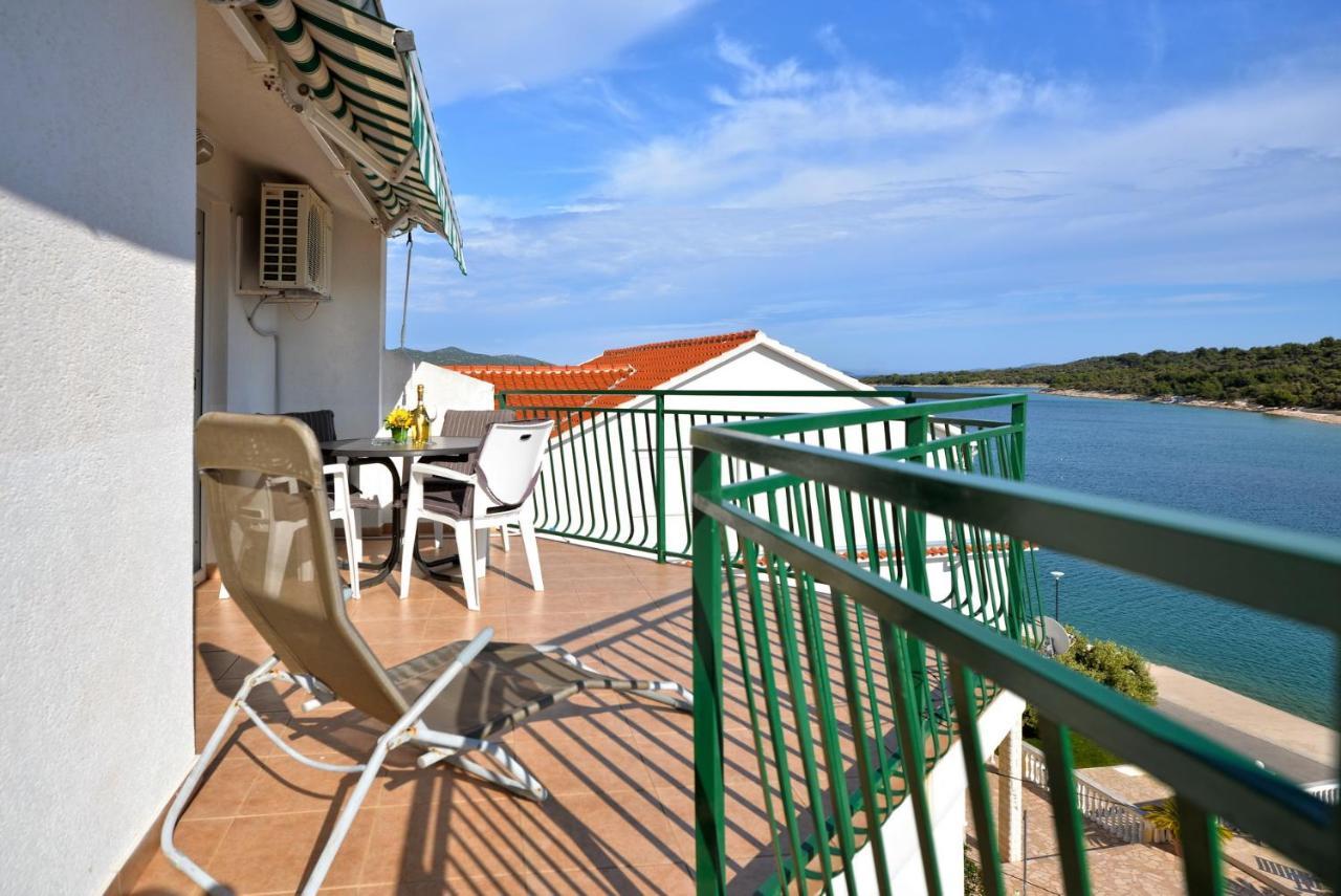 House Klarin Apartment Jezera Luaran gambar