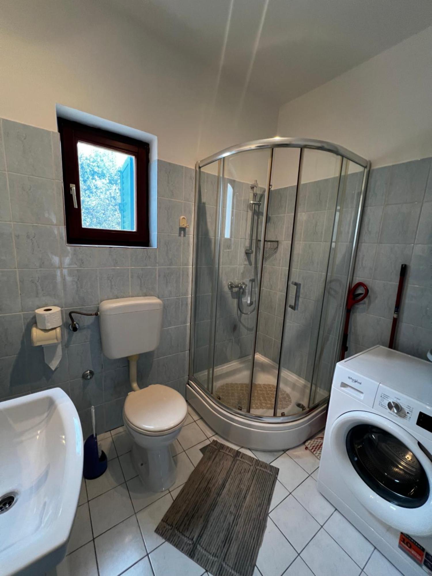 House Klarin Apartment Jezera Luaran gambar